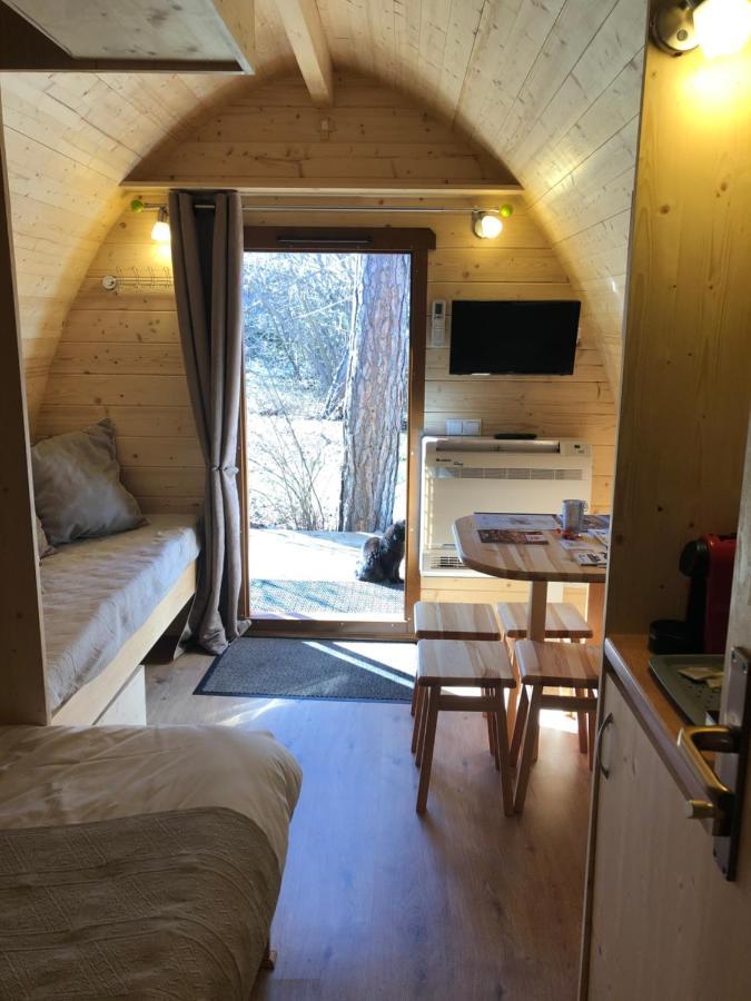 Camping-Hotel De Plein Air Les 2 Bois Баратье Экстерьер фото
